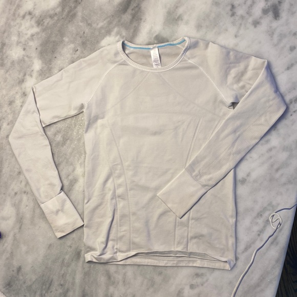 Long sleeve white Ivivva by lululemon top - Picture 2 of 5